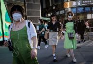 Economia da China desacelera em maio e frustra expectativa de recuperação mais acentuada