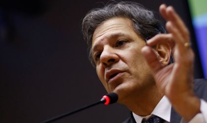 Haddad espera votação do Carf ainda hoje e diz que marco fiscal está "praticamente aprovado"