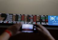 Orçamento é chave para mercado precificar investimentos em bolsa no próximo ano, dizem especialistas