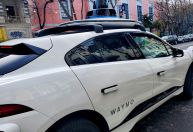 Waymo recolhe 1,2 mil carros autônomos nos EUA após colisões