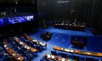 Senado e entidades recorrem de decisão do STF no piso da enfermagem