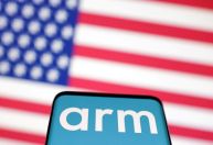 Arm, empresa de chips do Reino Unido, estreia na Nasdaq com maior IPO do ano