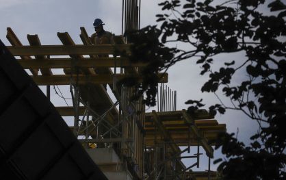 Trabalhador em construção em São Paulo