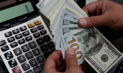 Ibovespa sobe 12,5% em novembro, melhor mês em 3 anos; dólar recua 2,48%, maior queda desde junho
