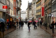 Inflação da zona do euro cai em outubro para nível mais baixo em mais de 2 anos