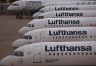 Avião fica 10 minutos sem ninguém no comando após mal súbito de copiloto