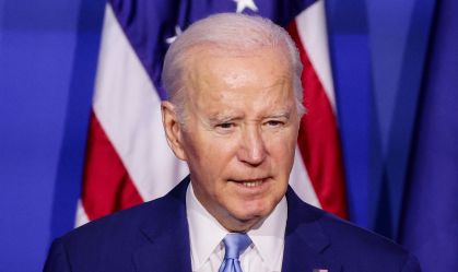 Biden sanciona projeto de lei provisório para evitar paralisação do governo dos EUA