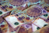 Bolsa argentina cai de mais de 5% após polêmica de Milei com cripto