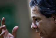 Haddad diz que vai trabalhar por medidas para proteger indústria química de importações em reunião com setor