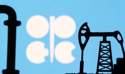 Opep+ concorda em adiar aumento da produção de petróleo em outubro
