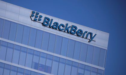 BlackBerry eleva projeção anual de vendas após lucro de US$ 1,9 mi