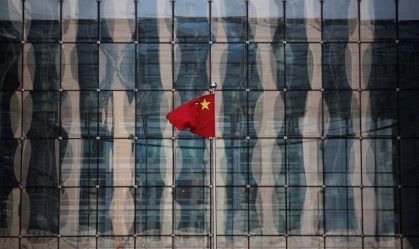 China eleva teto para dívidas de governos locais em US$ 840 bilhões