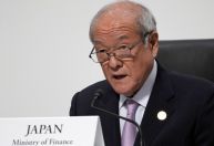 Ministro das Finanças do Japão reforça vigilância sobre câmbio e evita declaração sobre intervenção