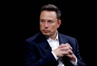Musk coloca 25% de controle de voto na Tesla como condição para atingir meta de IA