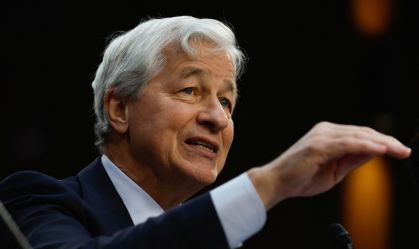 CEO do JPMorgan alerta sobre possível estagnação e inflação alta nos EUA