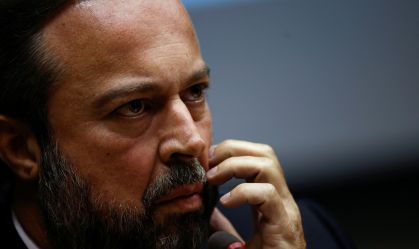 Ministro critica subsídios que encarecem luz e questiona privilégios do mercado livre