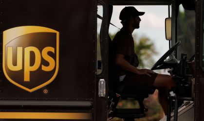 UPS anuncia corte de 20 mil empregos após reduzir entregas da Amazon
