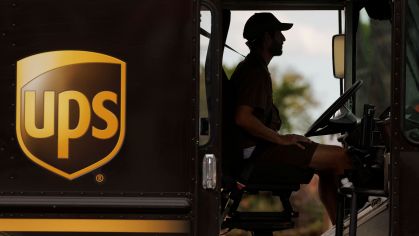 Van de entrega da UPS na California