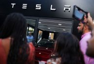 Tesla abre 1ª loja da América do Sul em Santiago, no Chile