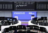 Bolsas da Europa ampliam perdas após Trump reforçar política tarifária