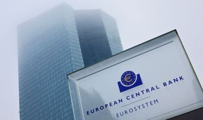 Último corte de juros pelo BCE ajudará a inflação a atingir meta, diz Lane