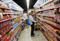 Vendas no varejo do Brasil avançam 1,2% em maio com desempenho de hiper e supermercados, diz IBGE