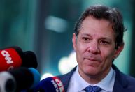 Haddad diz que não “negociou” aumento do IOF com BC