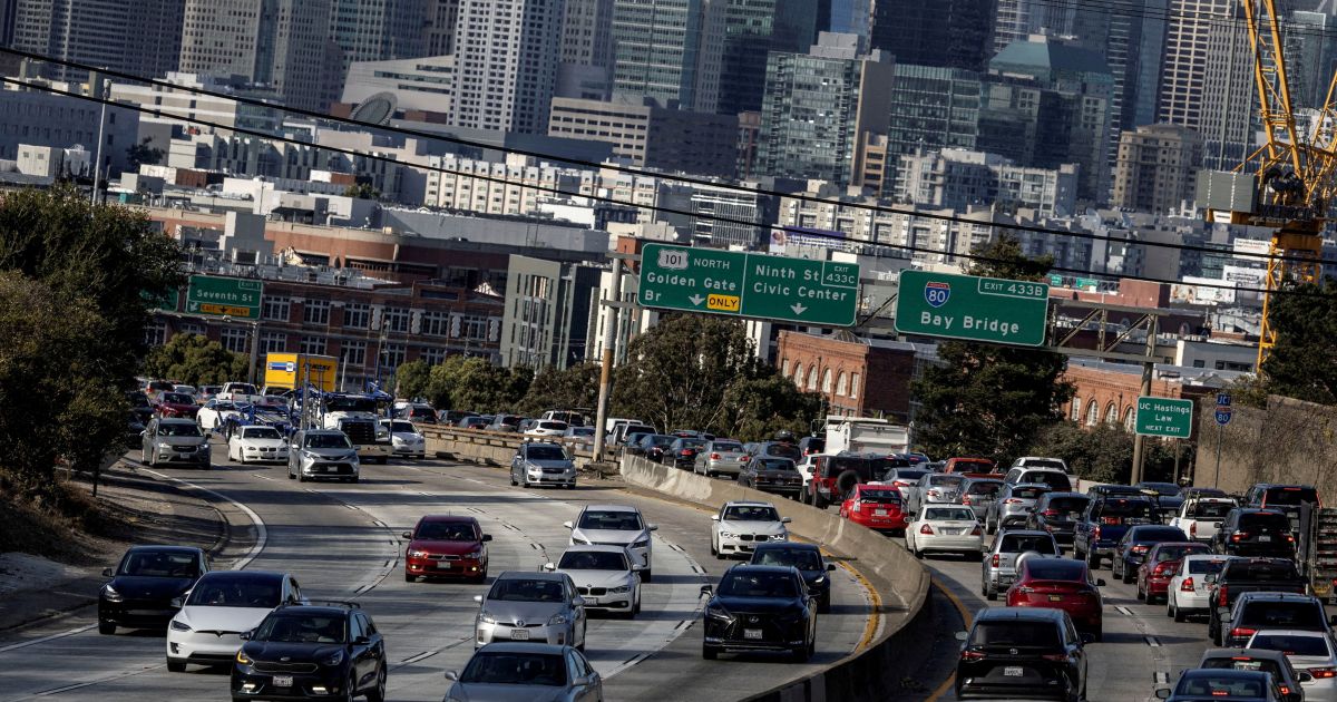 Uso excessivo do acelerador por motoristas brasileiros