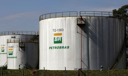 Petrobras vai reduzir preço do querosene de aviação em 9,1% a partir de outubro