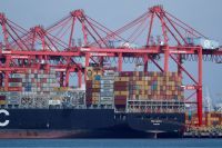Déficit comercial dos EUA tomba 55,5% em abril, a US$ 61,62 bilhões