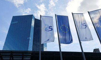 Famílias da zona do euro voltam a buscar empréstimos depois de dois anos, diz BCE