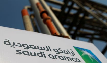 Saudita Aramco reduz preço de petróleo bruto para Europa e EUA