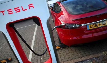 Tesla vê lucro despencar no 1º tri e soa alerta sobre guerra comercial