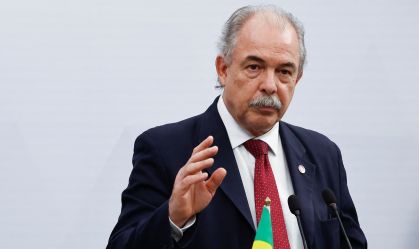 Mercadante sugere taxar bets como alternativa ao aumento do IOF