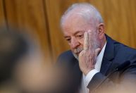 Há um jogo de interesse especulativo contra o real, diz Lula sobre alta do dólar