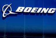 Boeing tem prejuízo menor que o esperado e supera em receita do 1º tri