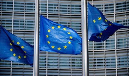 Comissão da UE lamenta aumento anunciado nas tarifas sobre o aço dos EUA