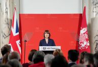 Reino Unido será afetado mesmo se poupado de tarifas dos EUA, diz ministra