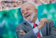 Lula aprova novo Plano Nacional do Turismo; decreto vale até 2027