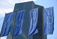 Bolsas da Europa operam em alta, impulsionadas por setor de defesa e BCE