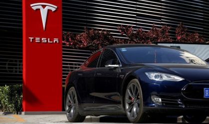 Tesla faz recall de mais de 1,8 milhão de veículos nos EUA por problema em software no capô