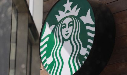 Milhões ficam sem café nos EUA após pane em app da Starbucks