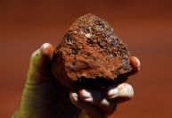 Rio Tinto prevê embarques de minério em 2025 no limite inferior da projeção