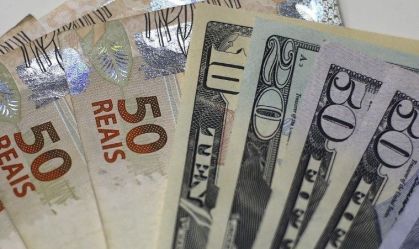 BC anuncia dois leilões de US$ 1 bilhão cada para quarta-feira (25)