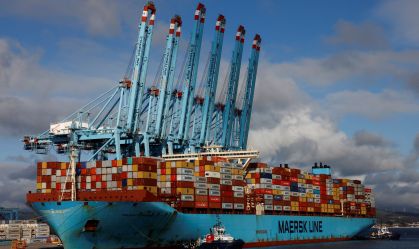 Maersk continua fora do Golfo de Áden por risco de segurança