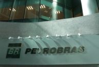 Petrobras não deve aumentar preço dos combustíveis por enquanto
