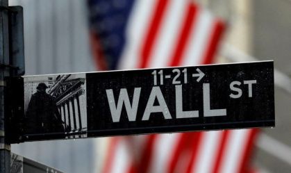 Ações de Wall Street encerram praticamente estáveis ​​em pregão instável