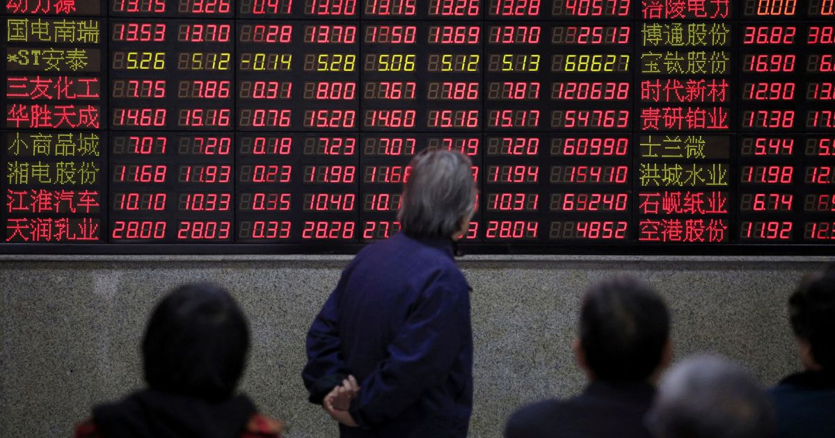 Ações chinesas caem após órgãos reguladores agirem para desacelerar altas