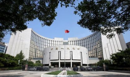Na China, novos empréstimos atingem o nível mais baixo em quase 15 anos com fraca demanda de crédito