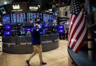 Wall Street dispara após Trump anunciar pausa de 90 dias nas tarifas